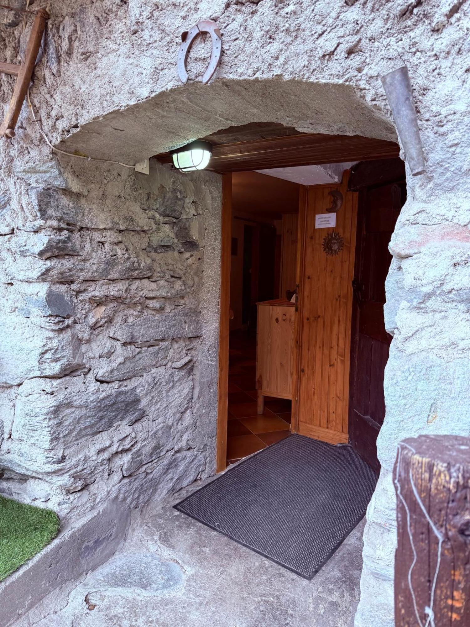 Casa Vacanze Nora Шамуа Екстериор снимка